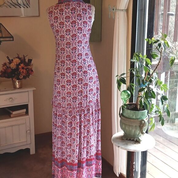 Feather & Find Maxi Dress - Picture 7 of 16